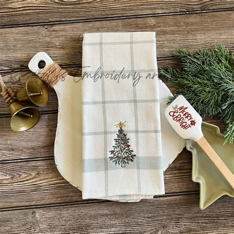 In the Hoop Machine Embroidery Projects 的图像结果