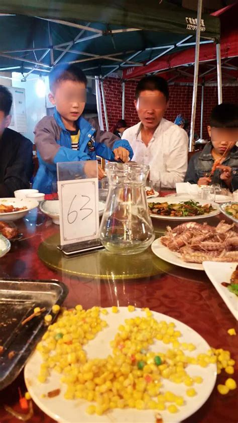 这家屹立在北京二环内都川菜馆子，除了好吃到爆炸也没其他优点了_妈妈_成都_苍蝇