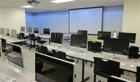 Computer Lab Interior Design 的图像结果