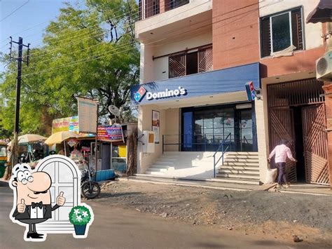 Domino's Pizza, Indore, Ground Floor, Ratan Villa, 335, Simrol Rd, near ...