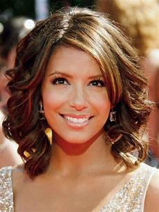 Easy Hairstyles For Medium Wavy Hair by Sensational Medium Length Curly Hairstyle For Thick Hair Easy Hairstyles For Medium Wavy Hair