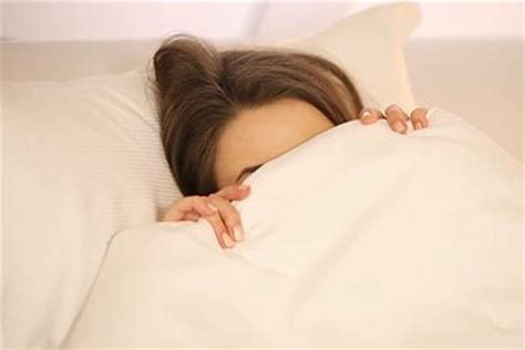 睡觉为什么越睡越累是怎么回事—【NMN观察】