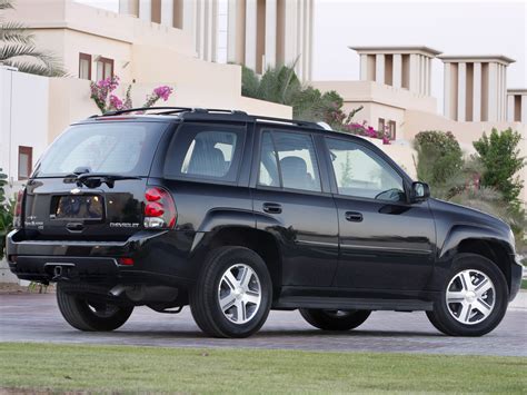 CHEVROLET TrailBlazer Specs, Performance & Photos - 2008, 2009, 2010, 2011, 2012 - autoevolution