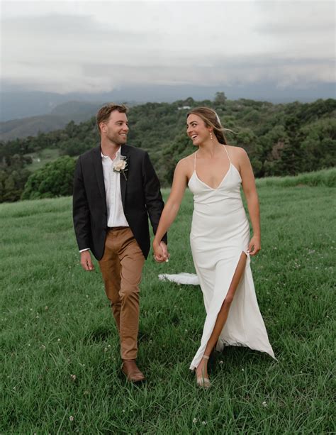 Grace Loves Lace Willow Wedding Dress Save 29% - Stillwhite