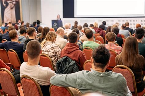 Conference 的图像结果