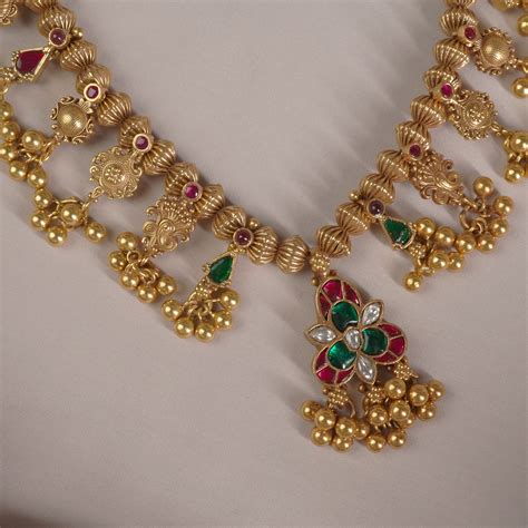 Shop online gold plated kolhapuri saaj with kundan pendant. – Siddhi Silver