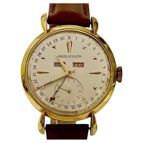 Vintage Jaeger-LeCoultre 18K Yellow Gold Triple Date Watch For Sale at ...