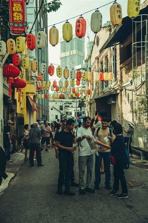 People Standing Around 的图像结果