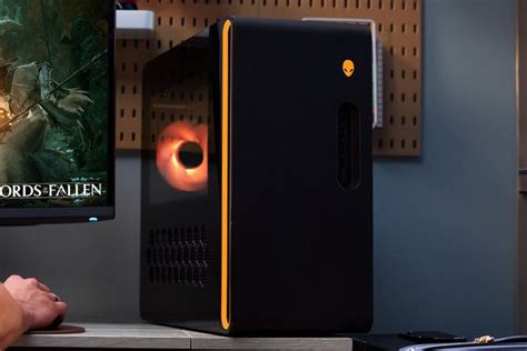 Alienware R16 Graphics Card 的图像结果