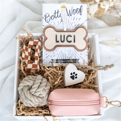 Personalized Dog Gift Box for Dog Mom Gift Set New Puppy Gift Box Name ...
