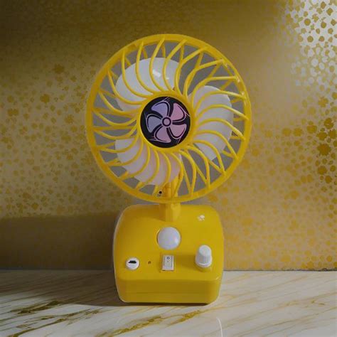Mini Fan - Buy Mini Fan online at Best Prices in India | Flipkart.com