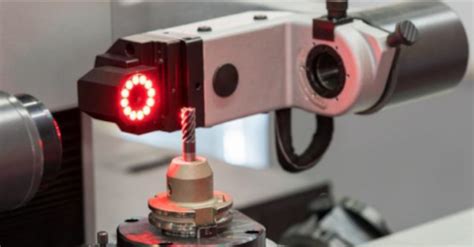 Machine Vision Defect Detection 的图像结果