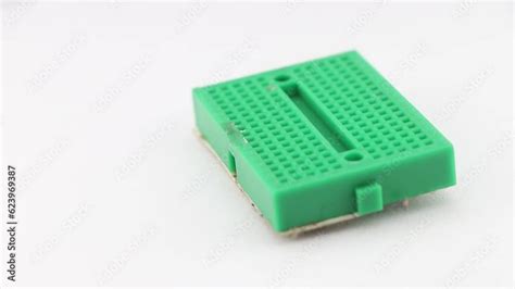 Mini Breadboard Explained 的图像结果