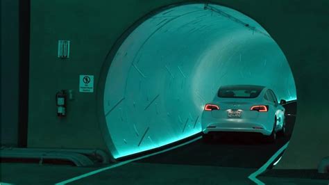 马斯克的地下隧道通车了，尽管并它没有达到预期_凤凰网
