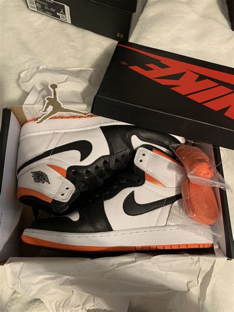 NIK AIR Jordans | Full OG Quality (With BOX + Laces extra + accessorie ...
