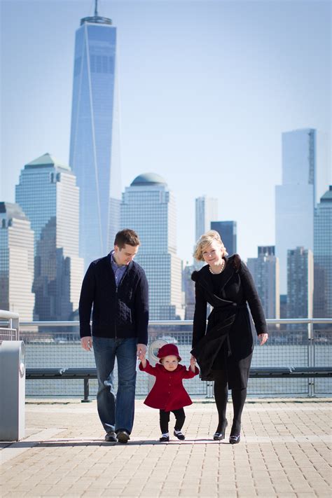 NYC skyline portrait session by Ingrid
