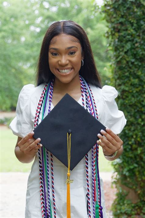 SCHOLARSHIP | Harris Funeral Home, Inc. | 334-749-6583 | Opelika, AL