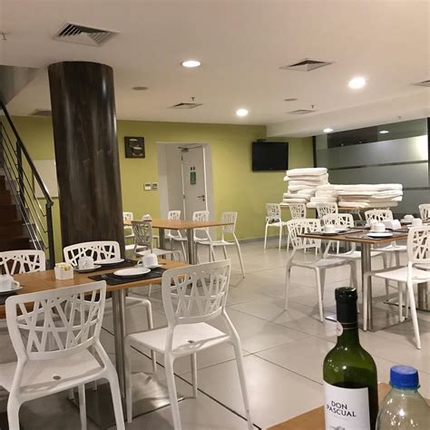 MERCOSUR UNIVERSITAS (Montevideo) - Hotel Reviews, Photos, Rate ...