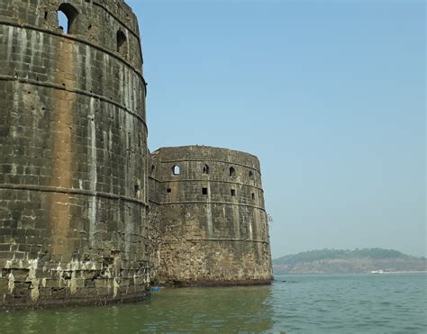 The sea fort at Murud-Janjira : A marvel of ancient military engineering - Make Heritage Fun!