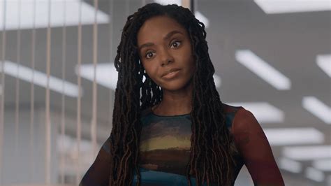 הבחורה השחורה השנייה - Disney+