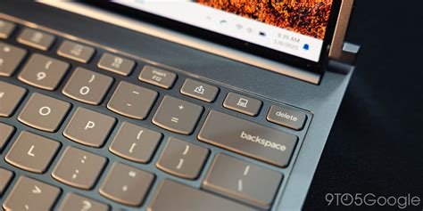 Roll Laptop 的图像结果