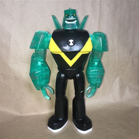 Buy Lot of 13 Ben 10 Action Figures [Ripjaws, Heatblast, Swampfire ...