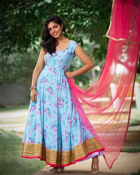 Mounika Reddy Age, Family, Husband, Movies, Biography, Wiki - BREEZEMASTI