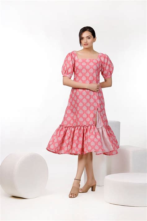 Buy aaRVee Studio's Muslin Leaves Dress in Gajari Color – FAB VOGUE Studio