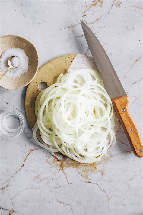 Thinly Sliced Onion