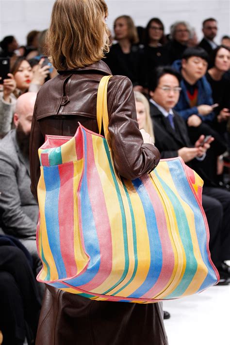 balenciagathailand