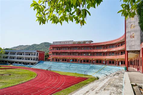 我校高居重庆民办本科院校满意度排行榜第一名-重庆移通学院