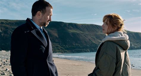 Under Salt Marsh: Here's exactly when to watch Sky's "gripping" new drama drama starring Kelly ...