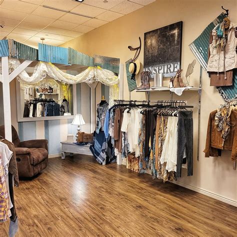 TAILORED WEST CHAPEL HILLS MALL (Colorado Springs): Ce qu'il faut savoir