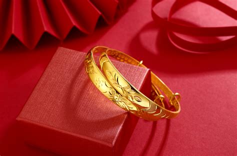 Pomellato网上精品店 中国官网 | 珠宝 - 戒指，耳环，手环，项链