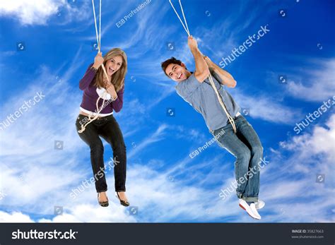 1,880 imágenes de Guy hanging on rope - Imágenes, fotos y vectores de ...