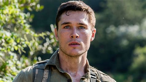 Sam Underwood (Dynastie, Fear the Walking Dead) accusé de violences ...