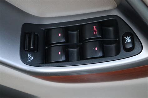 2005 Subaru Outback 2.5 Key Fob Programming 的图像结果