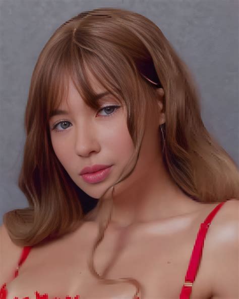 Anna Ralphs (Actress) Age, Net Worth, Wiki, Husband, Family, Videos & Photos