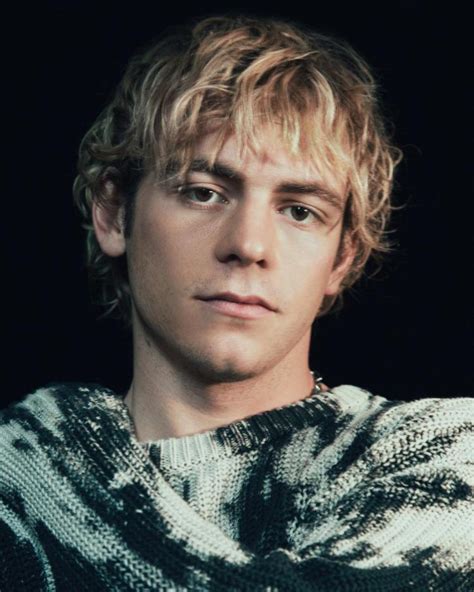 Faculdade Ross Lynch THE DRIVER ERA