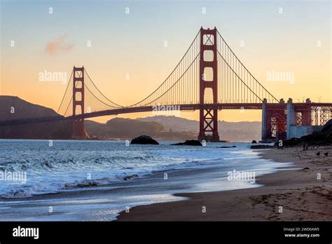 San francisco sunset skyline in hi-res stock photography and images - Alamy