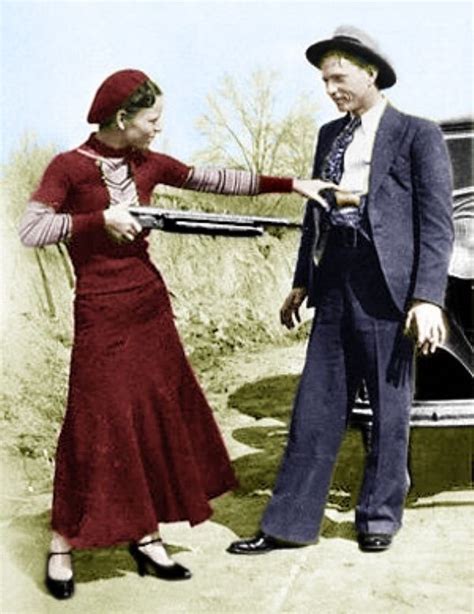 Colorized classic photo from the Joplin raid | Bonnie parker, Bonnie n ...