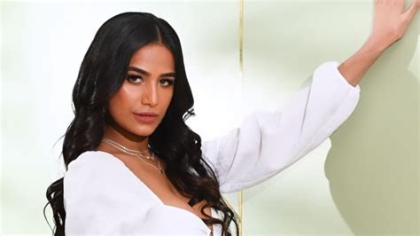 Poonam Pandey Death Hoax Leads To Serious Legal Trouble; Defamation ...
