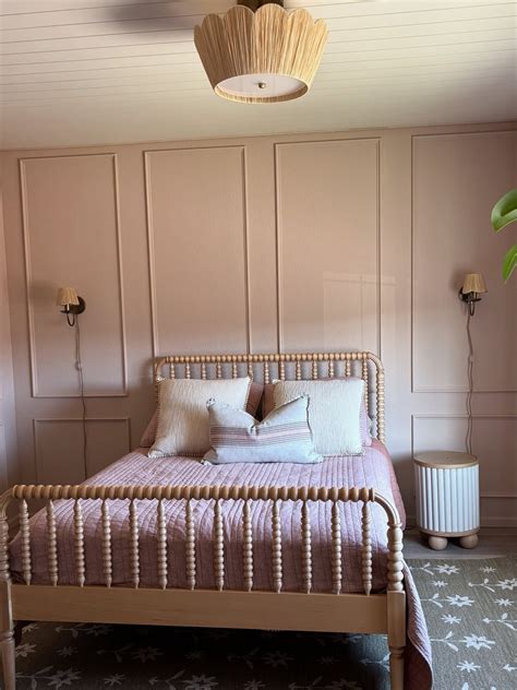 Jenny Lind White Wood Spindle Kids Queen Bed + Reviews | Crate & Kids