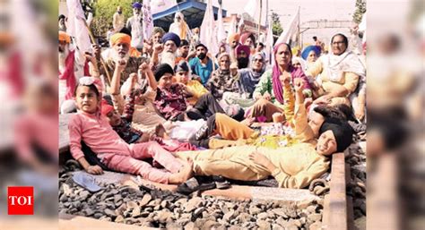 Road blocks across India, march to Delhi in November | Amritsar News ...