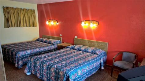 BLUE HAVEN MOTEL ::: OSCEOLA, IA ::: COMPARE HOTEL RATES
