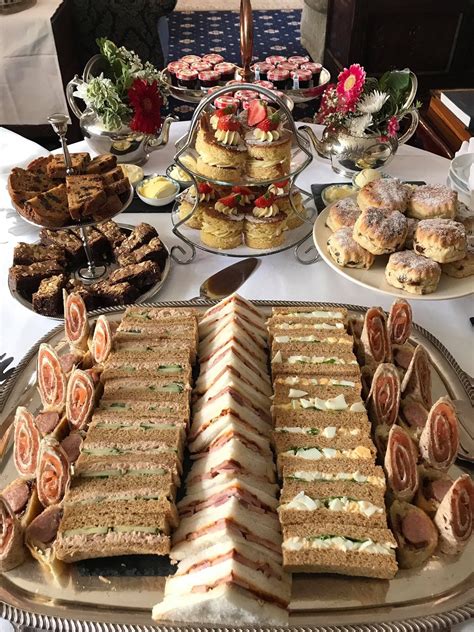 How to properly serve eat traditional afternoon tea – Artofit