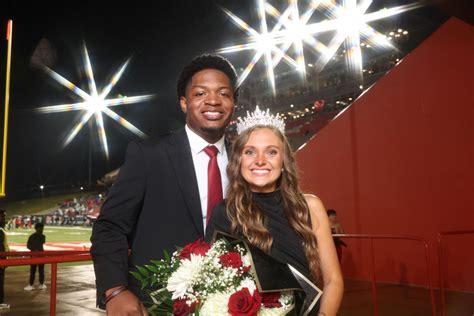 Abigail Spain, CJ Sterrett crowned A-State Homecoming Queen and King ...