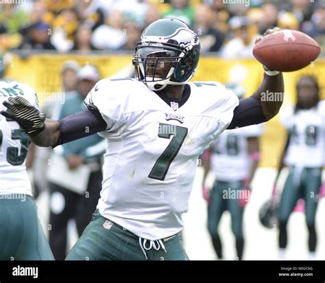 Michael vick steelers hi-res stock photography and images - Alamy