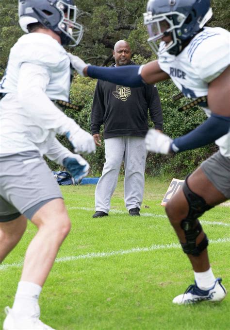 Rice football coach back on field after lung, kidney transplant