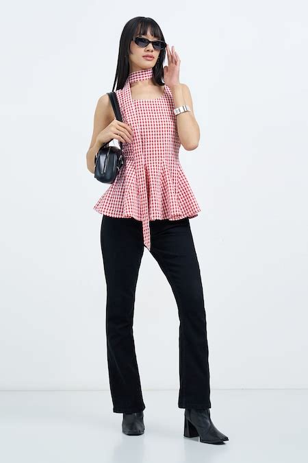 Red Checked Casual Sleeveless Round Neck Women Slim Fit Tops - Selling ...